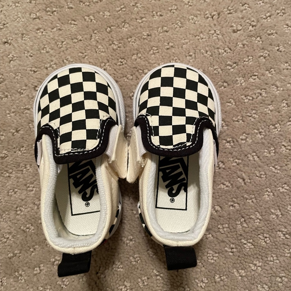 Vans Slip-ON V (Checkerboard) Powder Black/True White Size 2.5 baby/walker